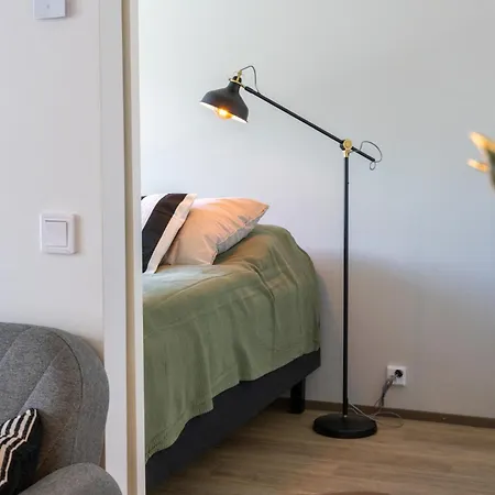 One Bedroom With Parking And Sauna Huoneisto